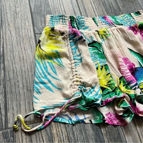 Rip Curl Ophelia Beach Shorts/Swimsuit Cover Up - Picture 9 of 10